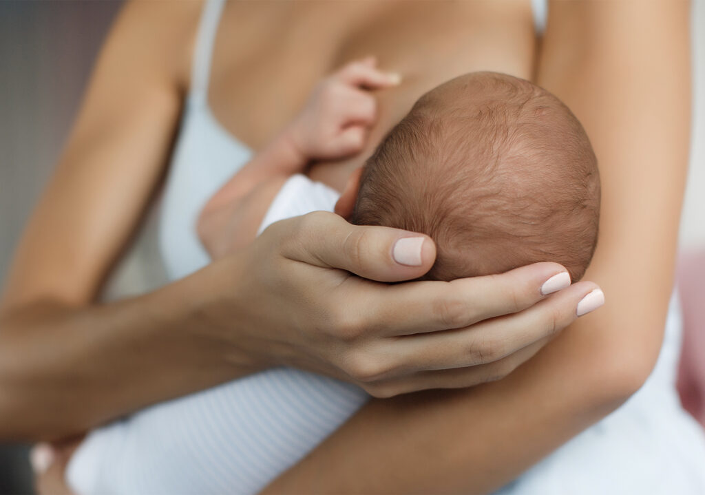 Tipos de mamilos influenciam na amamentação